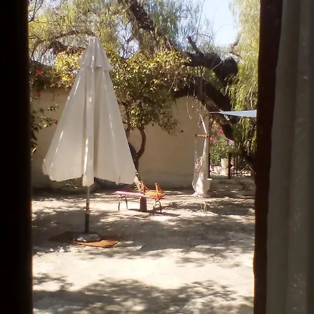 Aliki's House בית נופש